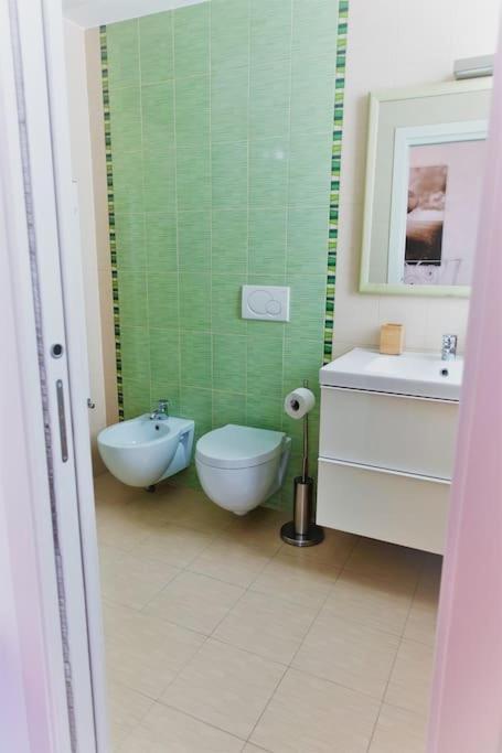 Bari 68 - Comfort Moderno & Fascino Antico מראה חיצוני תמונה